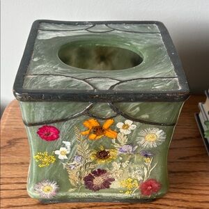 Floral Green Resin Tissue Box Holder